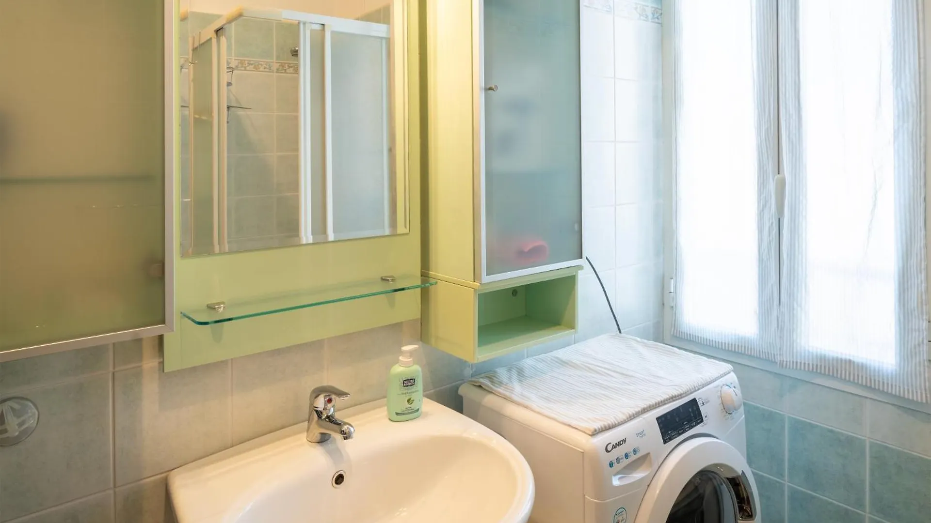 Gioberti Flat - Wifi - City Centre - Shopping Street - Casino - Ariston Sanremo