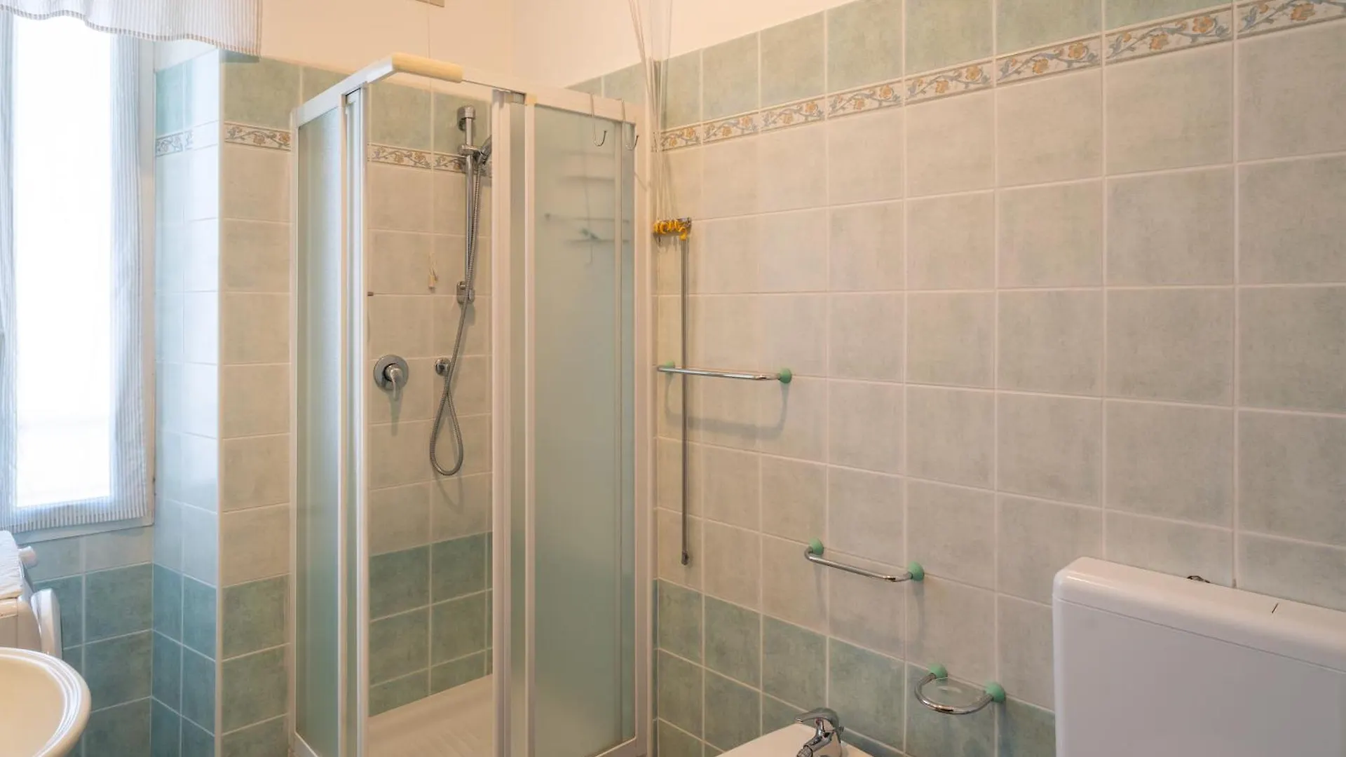 Gioberti Flat - Wifi - City Centre - Shopping Street - Casino - Ariston Sanremo Apartment