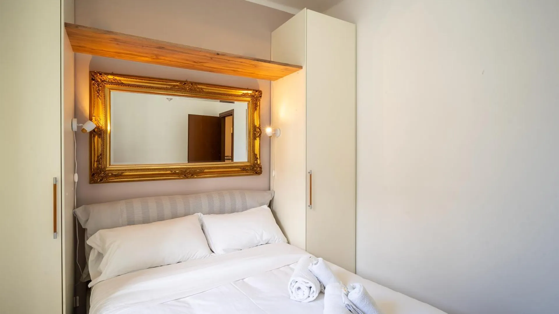 Gioberti Flat - Wifi - City Centre - Shopping Street - Casino - Ariston Sanremo Italy